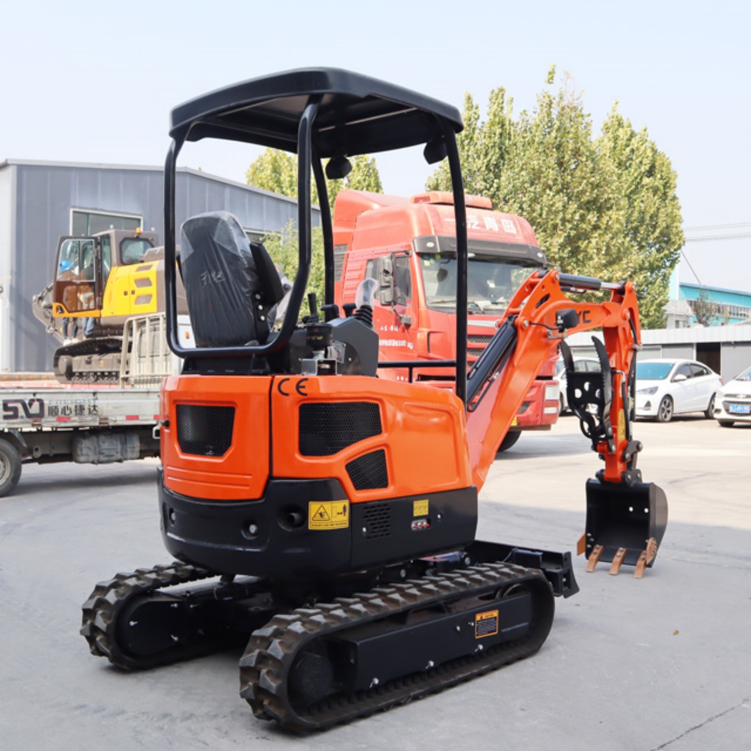 Customizable Hydraulic Crawler - Heavy Equipment Landscaping recension och pris