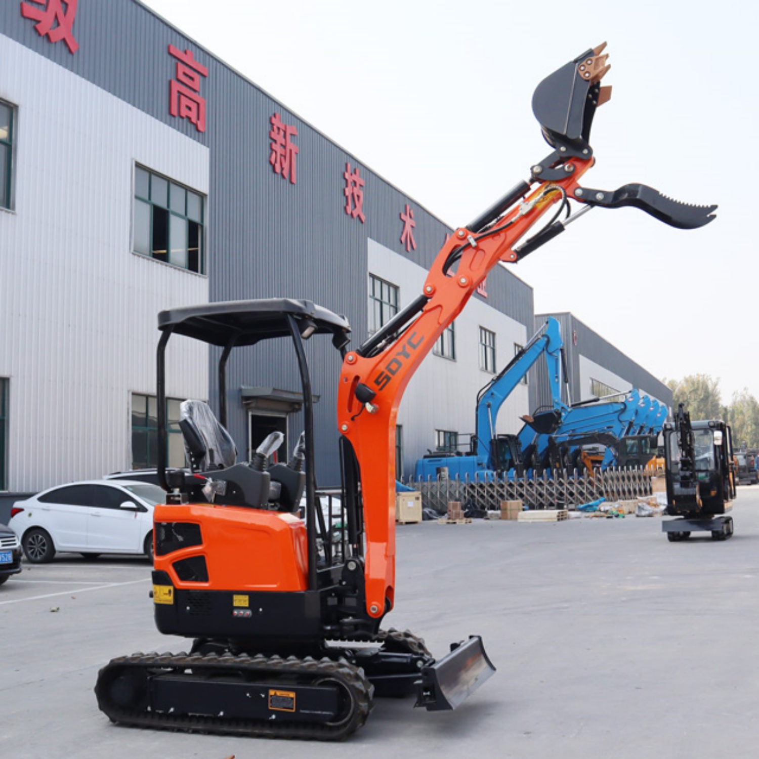 Customizable Hydraulic Crawler - Heavy Equipment Landscaping recension och pris